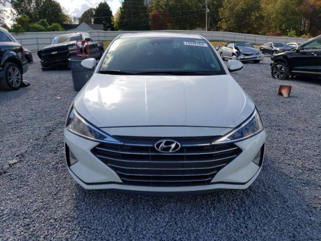 Photo 4 VIN: 5NPD84LF8KH434271 - HYUNDAI ELANTRA 