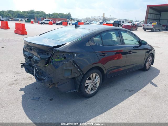 Photo 3 VIN: 5NPD84LF8KH436165 - HYUNDAI ELANTRA 