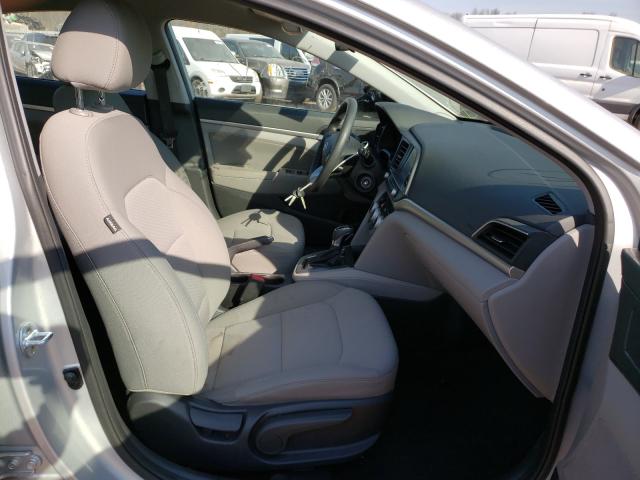 Photo 4 VIN: 5NPD84LF8KH437963 - HYUNDAI ELANTRA SE 