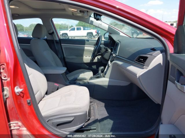 Photo 4 VIN: 5NPD84LF8KH451944 - HYUNDAI ELANTRA 