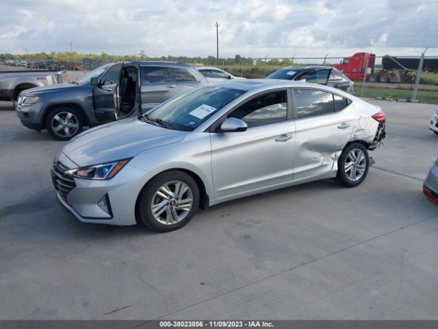 Photo 1 VIN: 5NPD84LF8KH453192 - HYUNDAI ELANTRA 