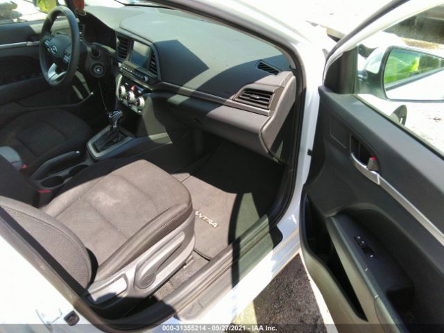 Photo 4 VIN: 5NPD84LF8KH476603 - HYUNDAI ELANTRA 