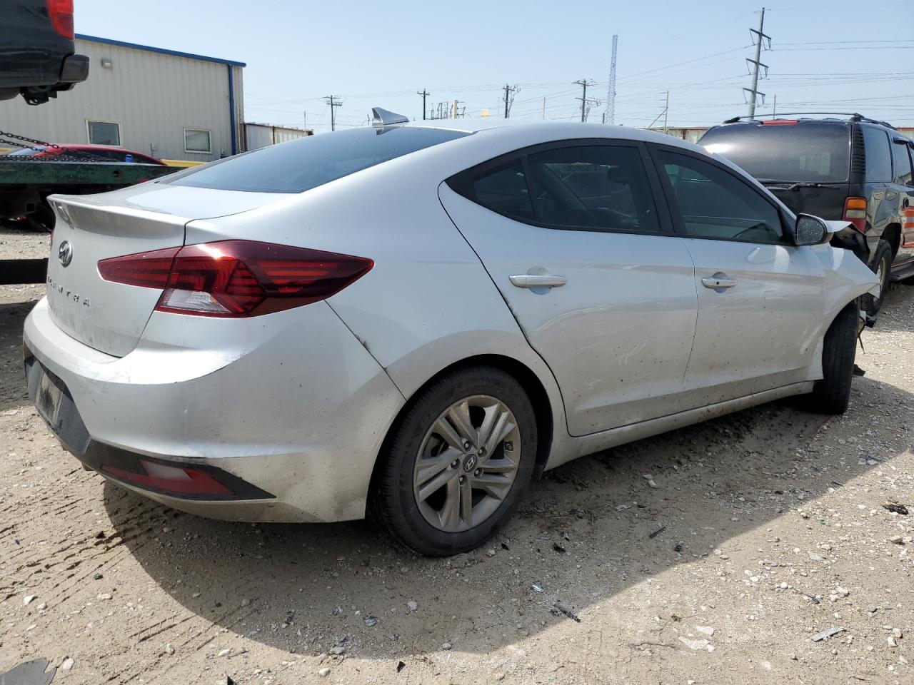 Photo 2 VIN: 5NPD84LF8KH477301 - HYUNDAI ELANTRA 