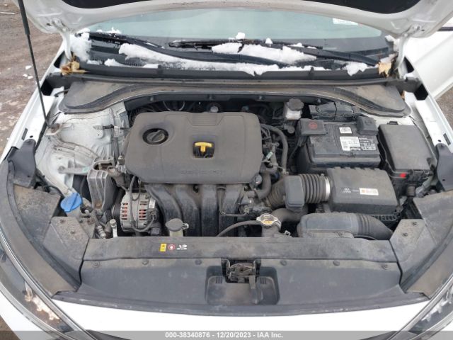 Photo 9 VIN: 5NPD84LF8KH495278 - HYUNDAI ELANTRA 