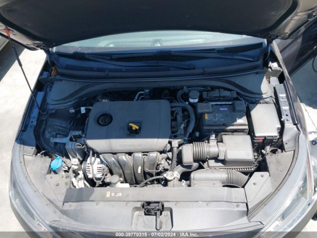 Photo 9 VIN: 5NPD84LF8LH569526 - HYUNDAI ELANTRA 