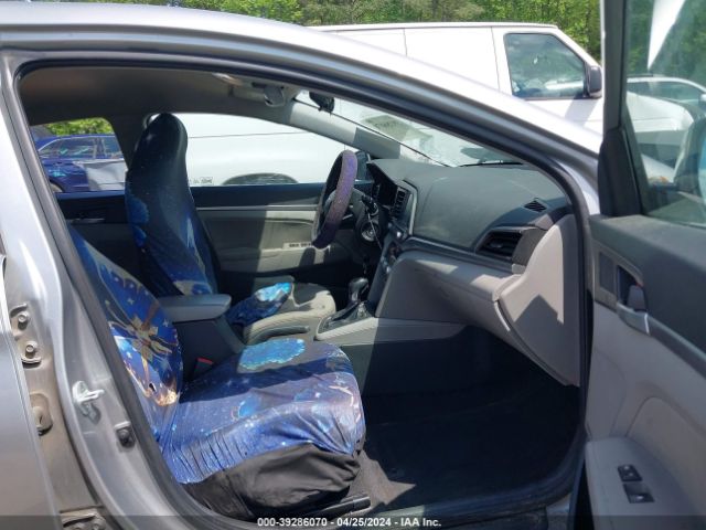 Photo 4 VIN: 5NPD84LF8LH576296 - HYUNDAI ELANTRA 