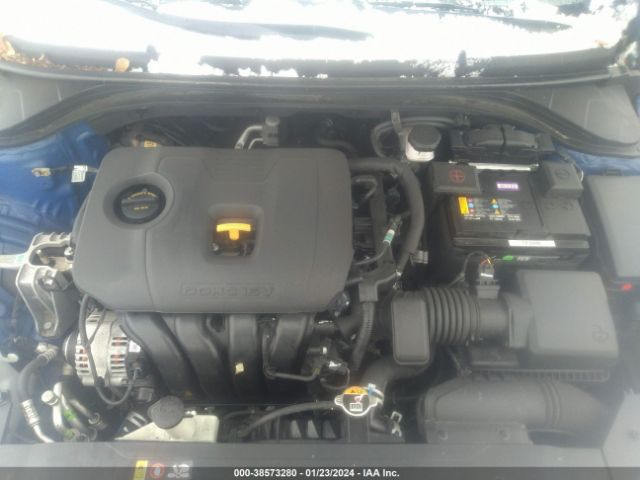 Photo 9 VIN: 5NPD84LF8LH608499 - HYUNDAI ELANTRA 