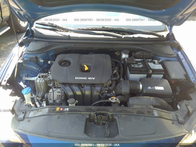 Photo 9 VIN: 5NPD84LF9HH000532 - HYUNDAI ELANTRA 