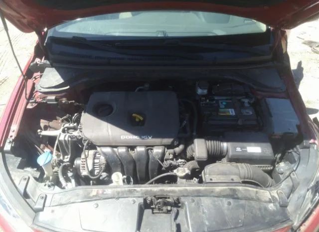 Photo 9 VIN: 5NPD84LF9HH002040 - HYUNDAI ELANTRA 