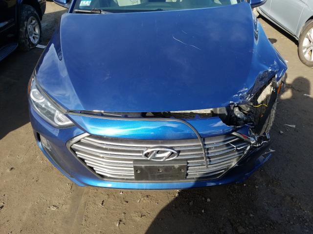 Photo 6 VIN: 5NPD84LF9HH004824 - HYUNDAI ELANTRA 