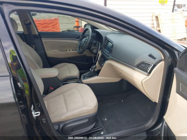 Photo 4 VIN: 5NPD84LF9HH016066 - HYUNDAI ELANTRA 