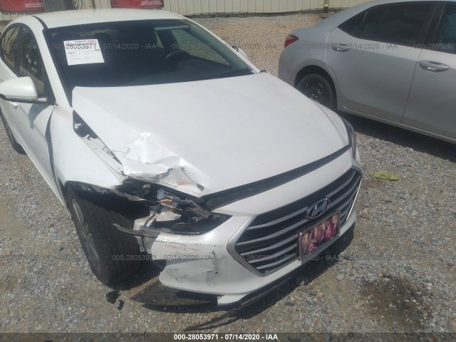 Photo 5 VIN: 5NPD84LF9HH020831 - HYUNDAI ELANTRA 