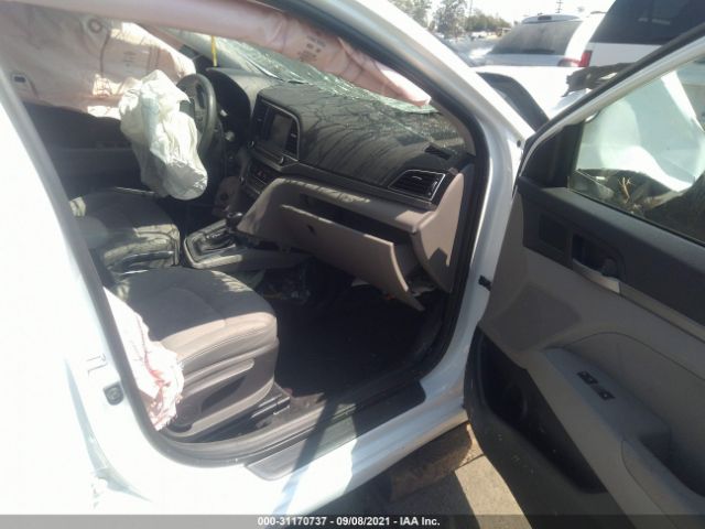 Photo 4 VIN: 5NPD84LF9HH028931 - HYUNDAI ELANTRA 