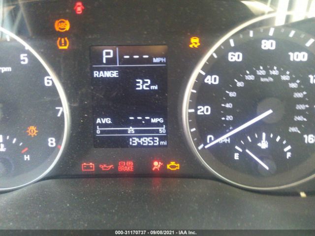 Photo 6 VIN: 5NPD84LF9HH028931 - HYUNDAI ELANTRA 