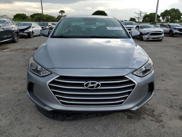 Photo 4 VIN: 5NPD84LF9HH030209 - HYUNDAI ELANTRA SE 