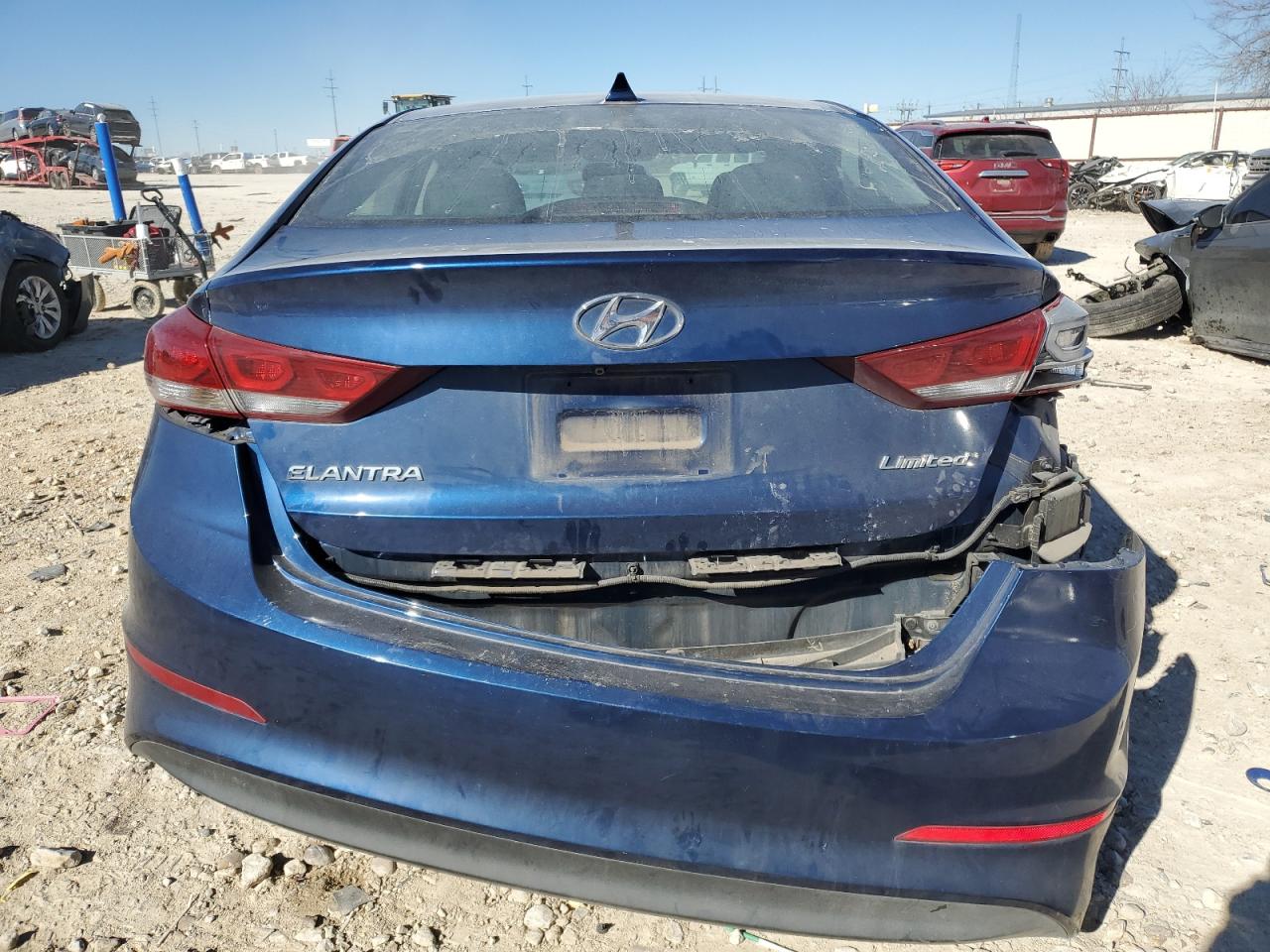 Photo 5 VIN: 5NPD84LF9HH031733 - HYUNDAI ELANTRA 