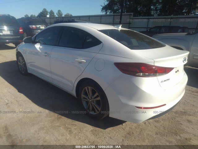 Photo 2 VIN: 5NPD84LF9HH033210 - HYUNDAI ELANTRA 