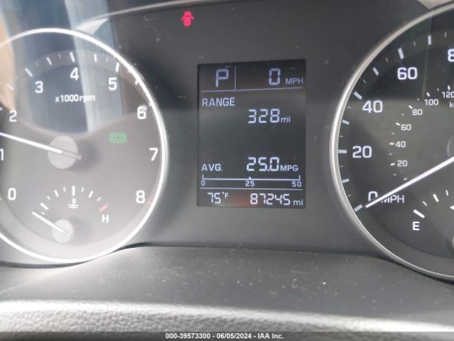 Photo 6 VIN: 5NPD84LF9HH033854 - HYUNDAI ELANTRA 