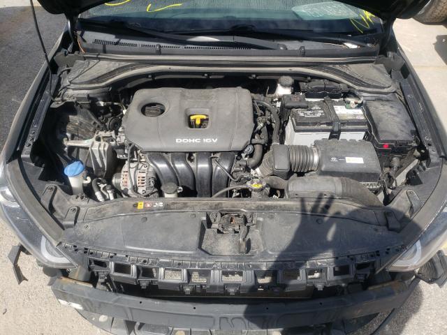 Photo 6 VIN: 5NPD84LF9HH034096 - HYUNDAI ELANTRA SE 