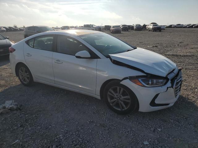 Photo 3 VIN: 5NPD84LF9HH034647 - HYUNDAI ELANTRA SE 