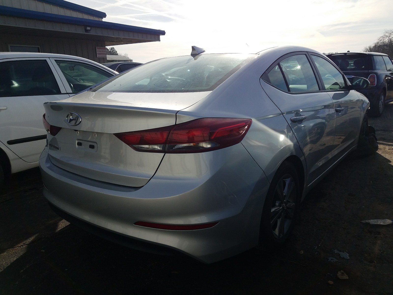 Photo 3 VIN: 5NPD84LF9HH059094 - HYUNDAI ELANTRA SE 