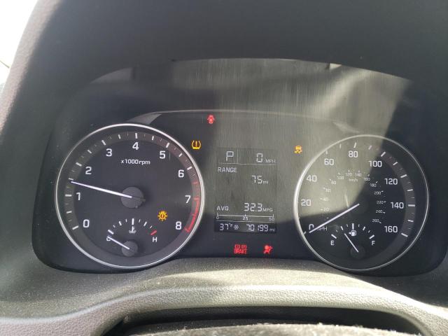 Photo 8 VIN: 5NPD84LF9HH061797 - HYUNDAI ELANTRA SE 