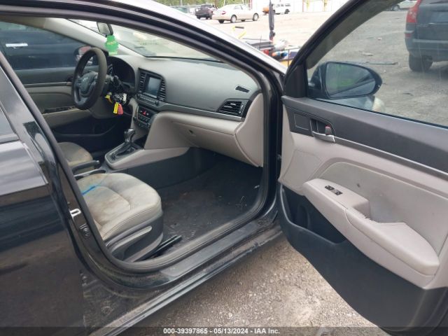 Photo 4 VIN: 5NPD84LF9HH068541 - HYUNDAI ELANTRA 