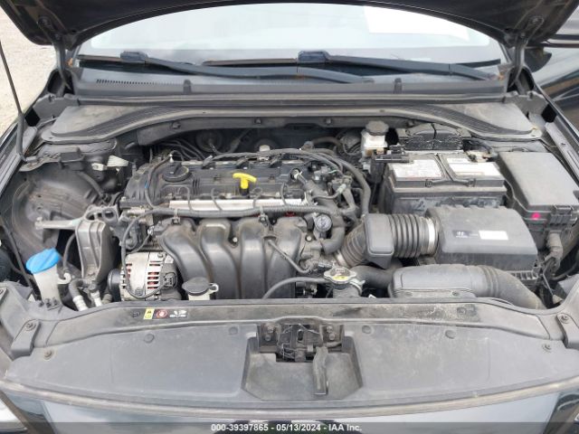 Photo 9 VIN: 5NPD84LF9HH068541 - HYUNDAI ELANTRA 