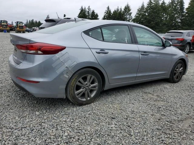 Photo 2 VIN: 5NPD84LF9HH071732 - HYUNDAI ELANTRA SE 