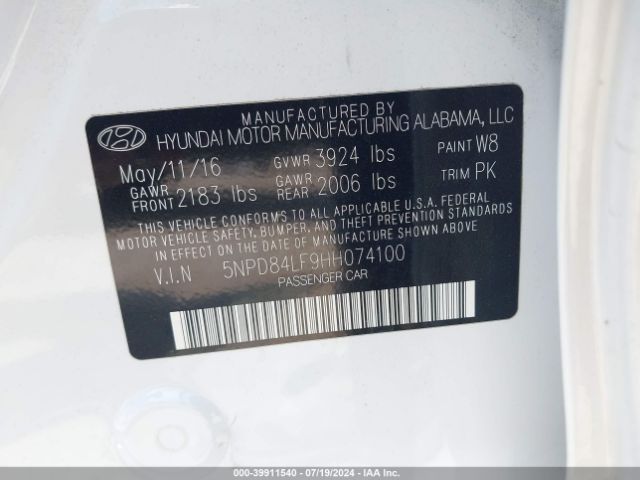 Photo 8 VIN: 5NPD84LF9HH074100 - HYUNDAI ELANTRA 