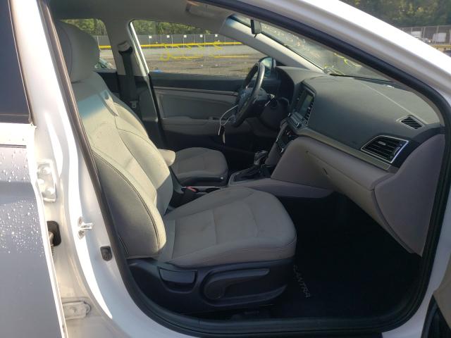 Photo 4 VIN: 5NPD84LF9HH076719 - HYUNDAI ELANTRA 