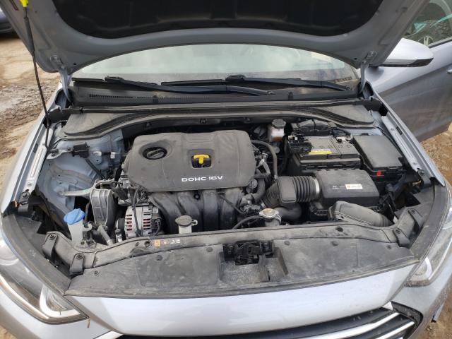 Photo 6 VIN: 5NPD84LF9HH080026 - HYUNDAI ELANTRA SE 