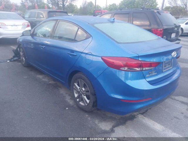 Photo 2 VIN: 5NPD84LF9HH081564 - HYUNDAI ELANTRA 