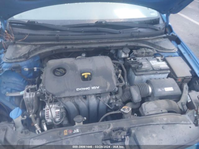 Photo 9 VIN: 5NPD84LF9HH081564 - HYUNDAI ELANTRA 