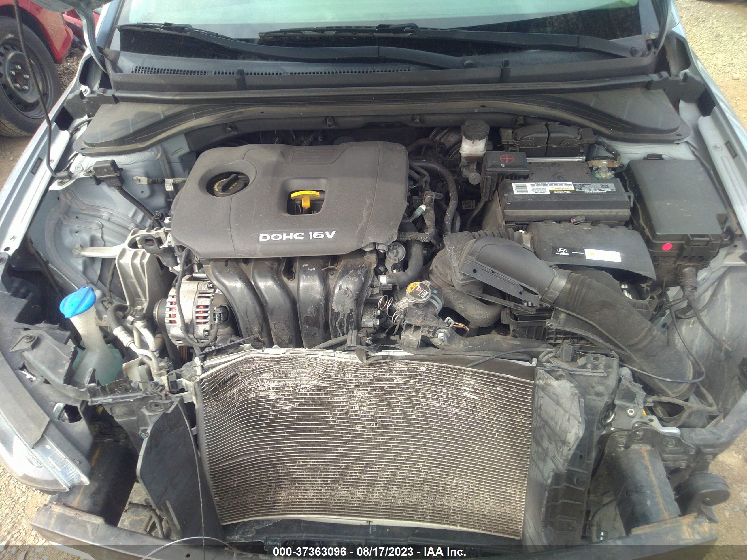 Photo 9 VIN: 5NPD84LF9HH082083 - HYUNDAI ELANTRA 