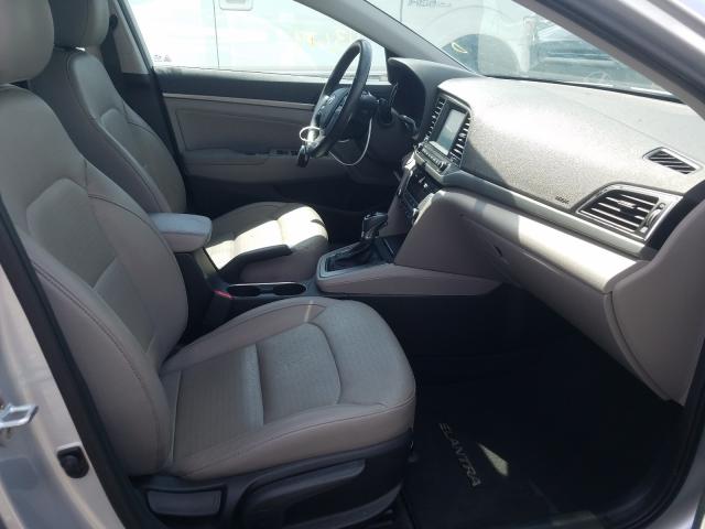 Photo 4 VIN: 5NPD84LF9HH083282 - HYUNDAI ELANTRA SE 