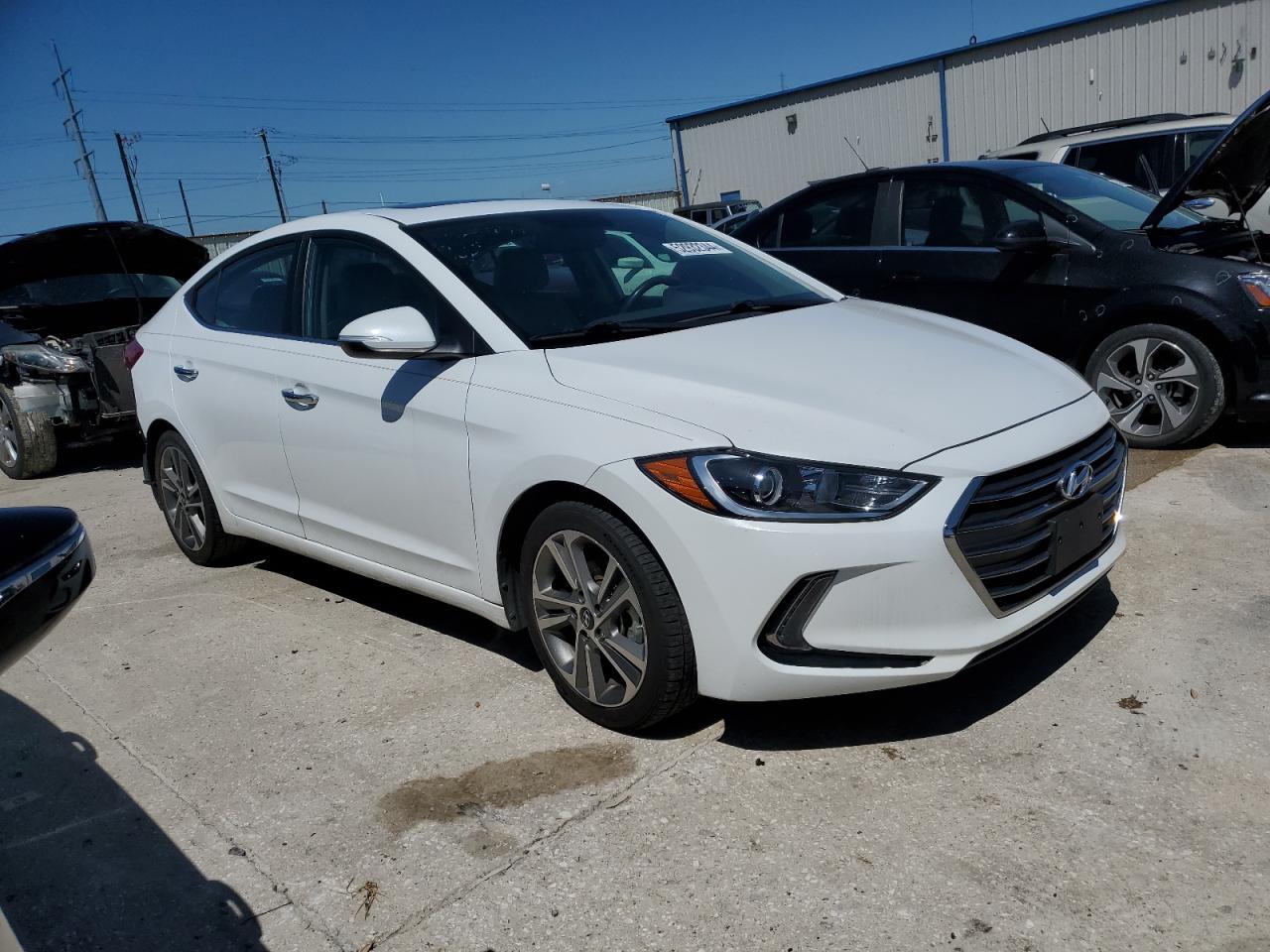 Photo 3 VIN: 5NPD84LF9HH092144 - HYUNDAI ELANTRA 