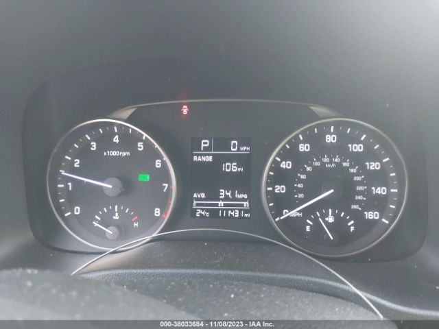 Photo 6 VIN: 5NPD84LF9HH098302 - HYUNDAI ELANTRA 