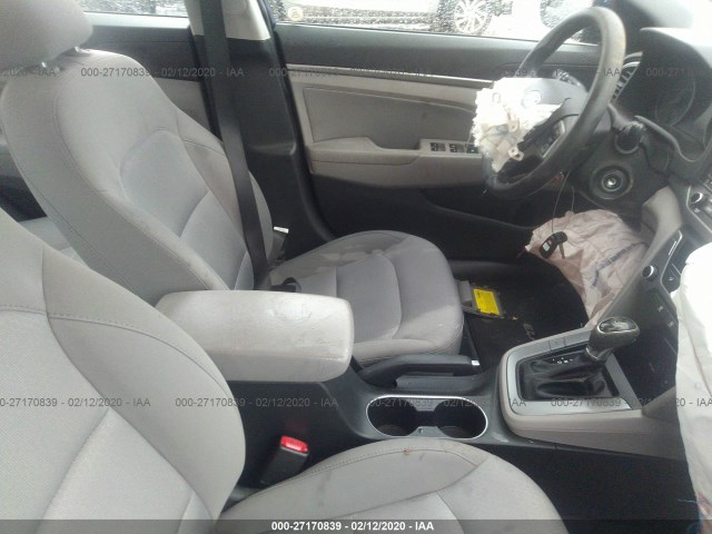 Photo 4 VIN: 5NPD84LF9HH105281 - HYUNDAI ELANTRA 