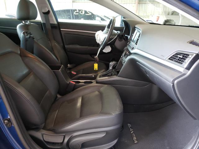 Photo 4 VIN: 5NPD84LF9HH130472 - HYUNDAI ELANTRA 