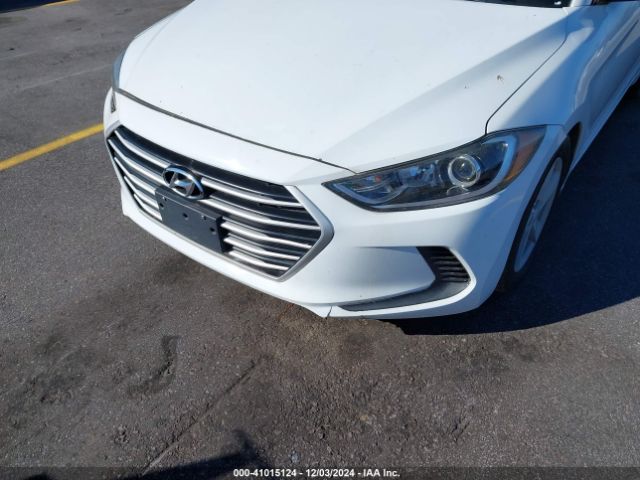 Photo 5 VIN: 5NPD84LF9HH136532 - HYUNDAI ELANTRA 