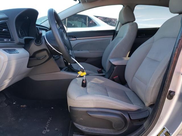 Photo 6 VIN: 5NPD84LF9HH140144 - HYUNDAI ELANTRA 