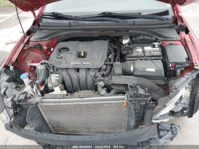 Photo 9 VIN: 5NPD84LF9HH147868 - HYUNDAI ELANTRA 