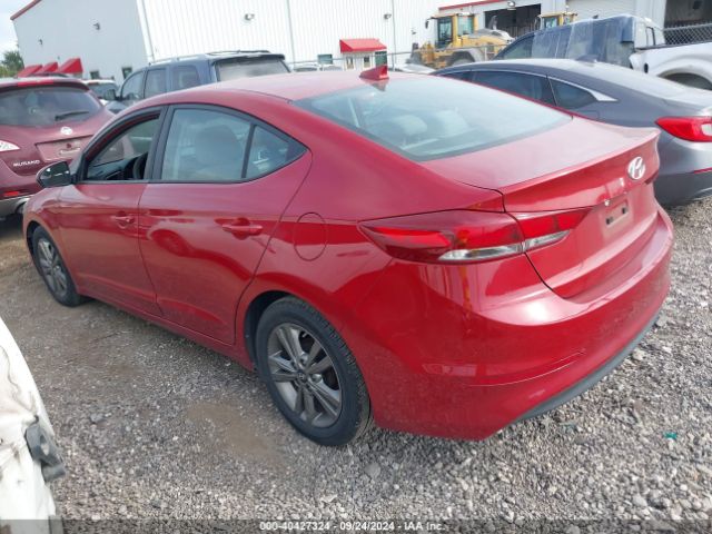 Photo 2 VIN: 5NPD84LF9HH150527 - HYUNDAI ELANTRA 