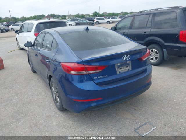 Photo 2 VIN: 5NPD84LF9HH154111 - HYUNDAI ELANTRA 