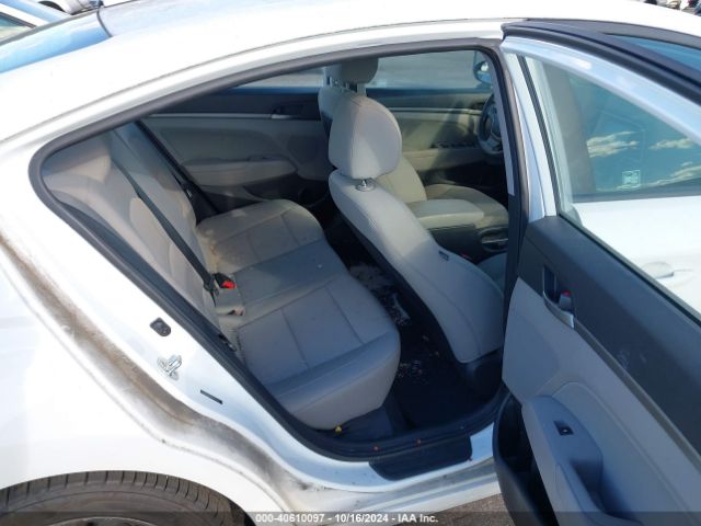 Photo 7 VIN: 5NPD84LF9HH156828 - HYUNDAI ELANTRA 