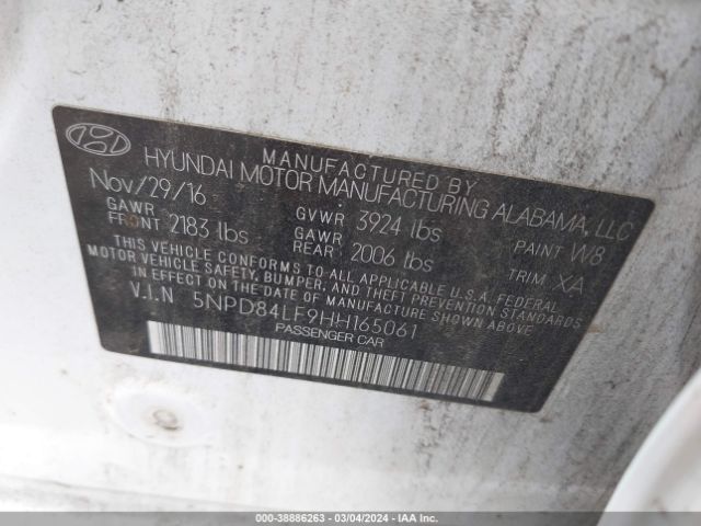 Photo 8 VIN: 5NPD84LF9HH165061 - HYUNDAI ELANTRA 