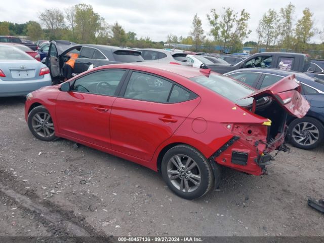 Photo 2 VIN: 5NPD84LF9HH165626 - HYUNDAI ELANTRA 