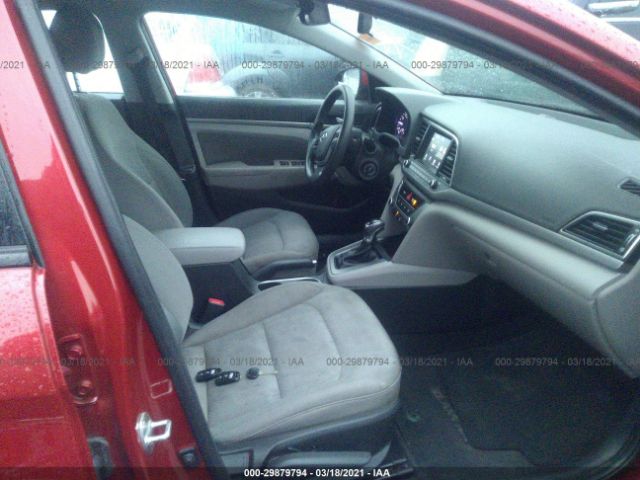 Photo 4 VIN: 5NPD84LF9HH169885 - HYUNDAI ELANTRA 