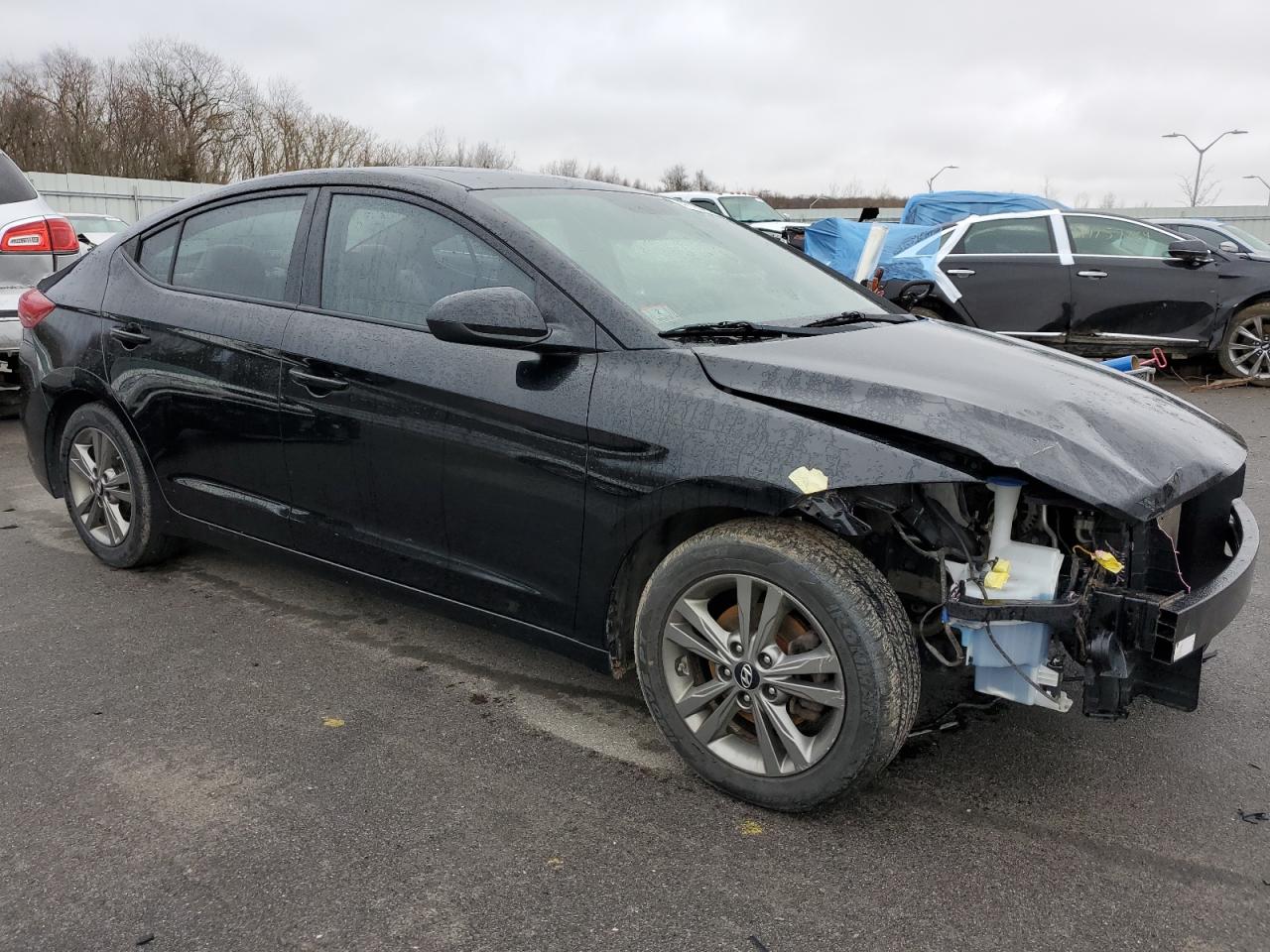 Photo 3 VIN: 5NPD84LF9HH173564 - HYUNDAI ELANTRA 